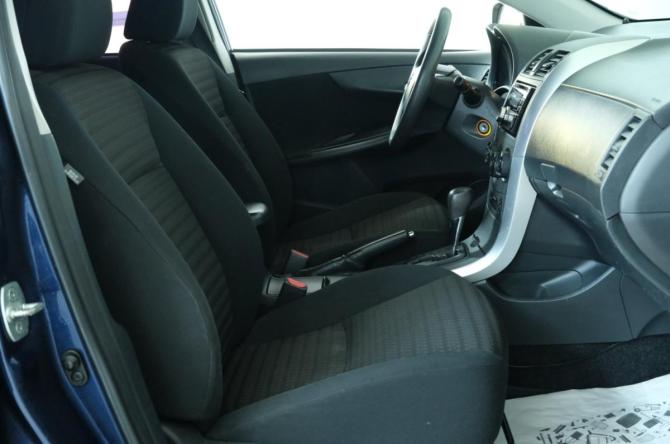 Toyota Corolla X (E140 E150) Рестайлинг с пробегом 2012 года, цена 1 199 000 рублей, 158000 км, седан, Автокод Объявления
