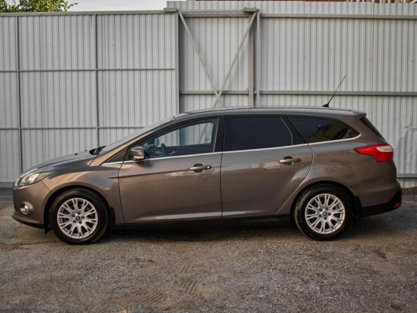 Ford Focus III с пробегом 2013 года, цена 797 000 рублей, 215397 км, универсал, Автокод Объявления