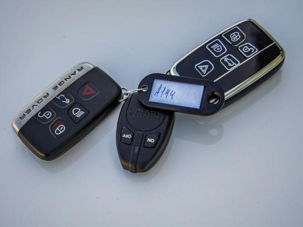 Land Rover Range Rover Sport II с пробегом 2014 года, цена 2 980 000 рублей, 149000 км, внедорожник, Автокод Объявления