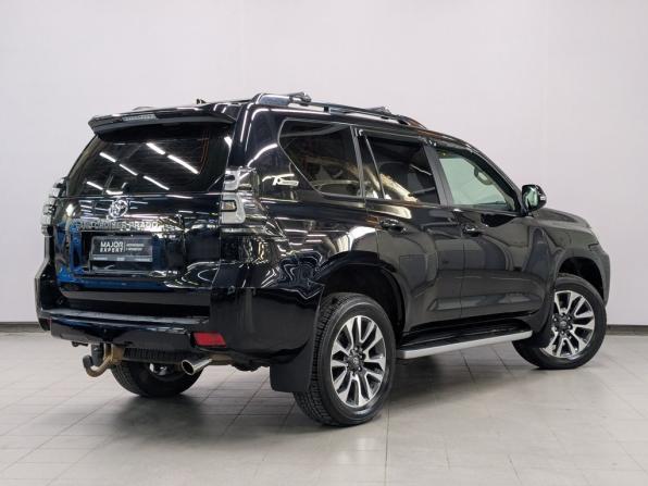 Toyota Land Cruiser Prado 150 Series Рестайлинг 2 с пробегом 2022 года, цена 7 300 000 рублей, 68165 км, внедорожник, Автокод Объявления