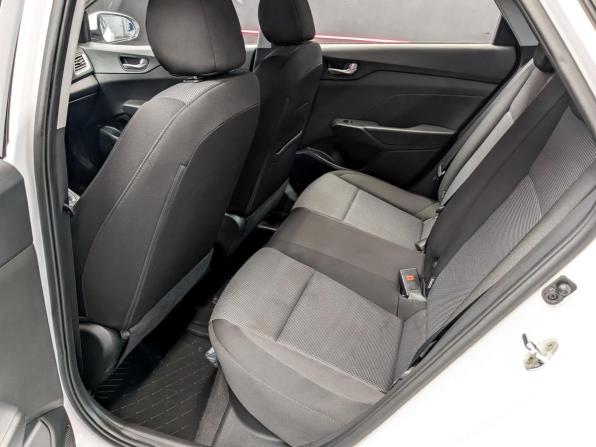 Hyundai Solaris II Рестайлинг с пробегом 2022 года, цена 1 770 000 рублей, 45194 км, седан, Автокод Объявления