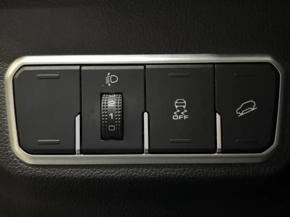 Haval M6 II с пробегом 2024 года, цена 1 699 000 рублей, 47049 км, внедорожник, Автокод Объявления