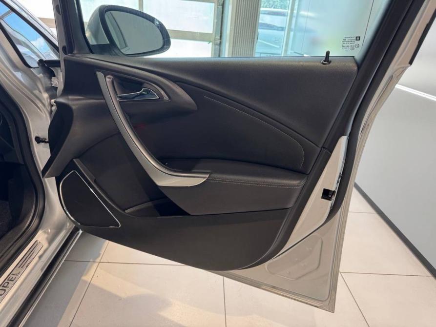 Opel Astra J Екатеринбург  - изображение 16
