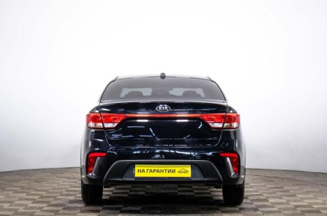 Kia Rio IV с пробегом 2018 года, цена 1 329 000 рублей, 152000 км, седан, Автокод Объявления