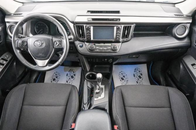 Toyota RAV4 IV (XA40) Рестайлинг с пробегом 2018 года, цена 2 599 000 рублей, 137034 км, внедорожник, Автокод Объявления