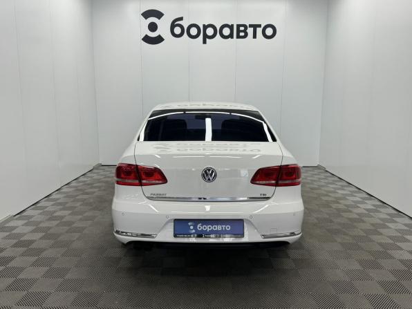Volkswagen Passat B7 с пробегом 2012 года, цена 1 060 000 рублей, 192285 км, седан, Автокод Объявления