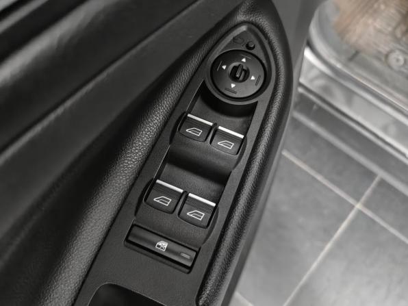 Ford Kuga II Рестайлинг с пробегом 2018 года, цена 1 529 000 рублей, 185100 км, внедорожник, Автокод Объявления