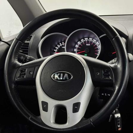 Kia Venga I с пробегом 2014 года, цена 955 000 рублей, 116818 км, минивэн, Автокод Объявления