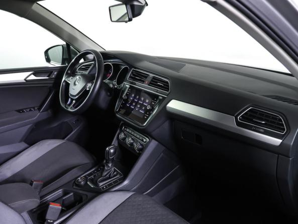 Volkswagen Tiguan II с пробегом 2020 года, цена 2 498 000 рублей, 139924 км, внедорожник, Автокод Объявления