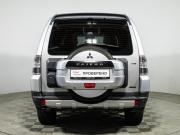 Mitsubishi Pajero IV Санкт-Петербург  - изображение 25