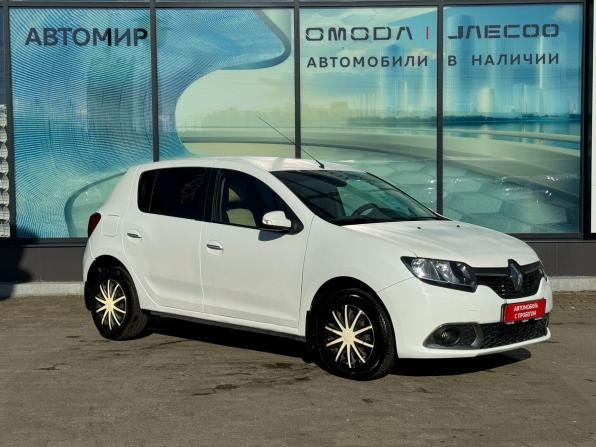 Renault Sandero II с пробегом 2014 года, цена 620 000 рублей, 126348 км, хэтчбек, Автокод Объявления