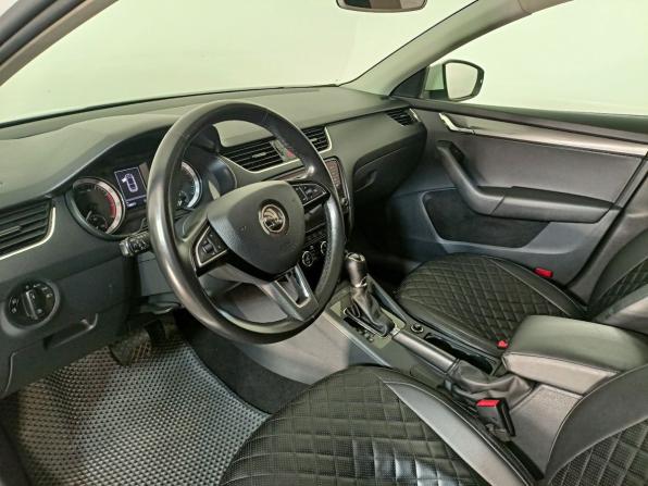 Skoda Octavia III (A7) Рестайлинг с пробегом 2019 года, цена 1 949 000 рублей, 138000 км, лифтбек, Автокод Объявления