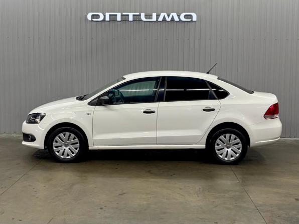 Volkswagen Polo V с пробегом 2013 года, цена 697 000 рублей, 131174 км, седан, Автокод Объявления