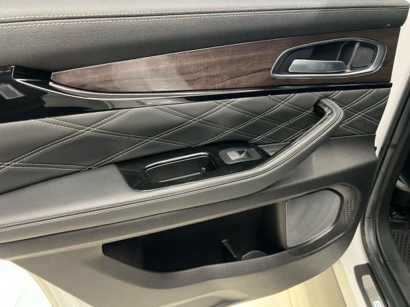 Exeed VX I с пробегом 2022 года, цена 2 520 000 рублей, 43261 км, внедорожник, Автокод Объявления