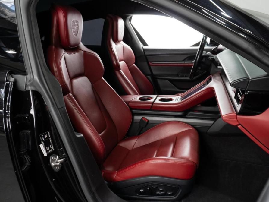Porsche Taycan I Тюмень  - изображение 16