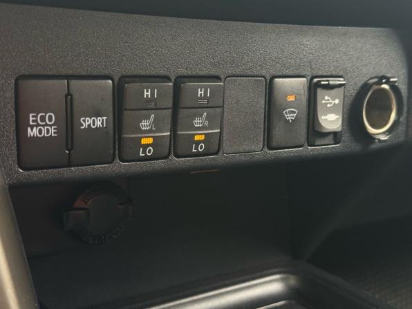 Toyota RAV4 IV (XA40) с пробегом 2013 года, цена 2 099 000 рублей, 167184 км, внедорожник, Автокод Объявления