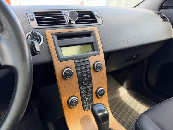 Volvo V50 I Рестайлинг с пробегом 2008 года, цена 680 000 рублей, 295000 км, универсал, Автокод Объявления