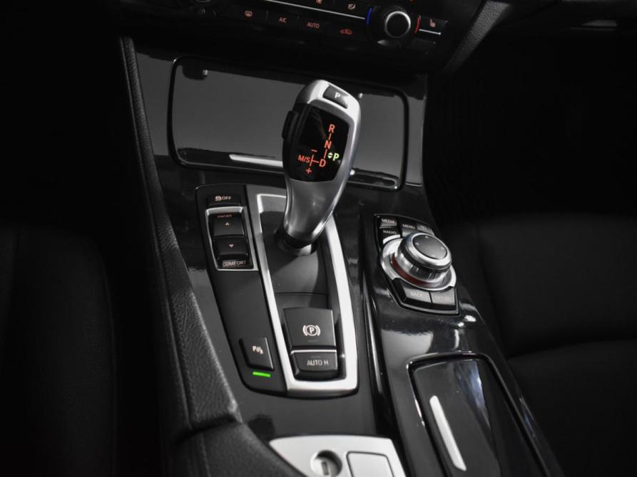 BMW 5 серии VI (F10/F11/F07) Рестайлинг Санкт-Петербург  - изображение 17