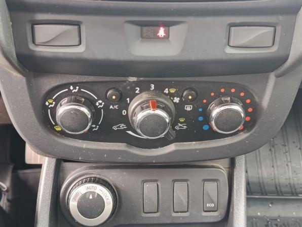 Renault Duster I Рестайлинг с пробегом 2018 года, цена 1 429 000 рублей, 121790 км, внедорожник, Автокод Объявления