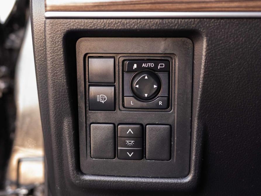 Toyota Land Cruiser Prado 150 Series Рестайлинг 2 Новосибирск  - изображение 17