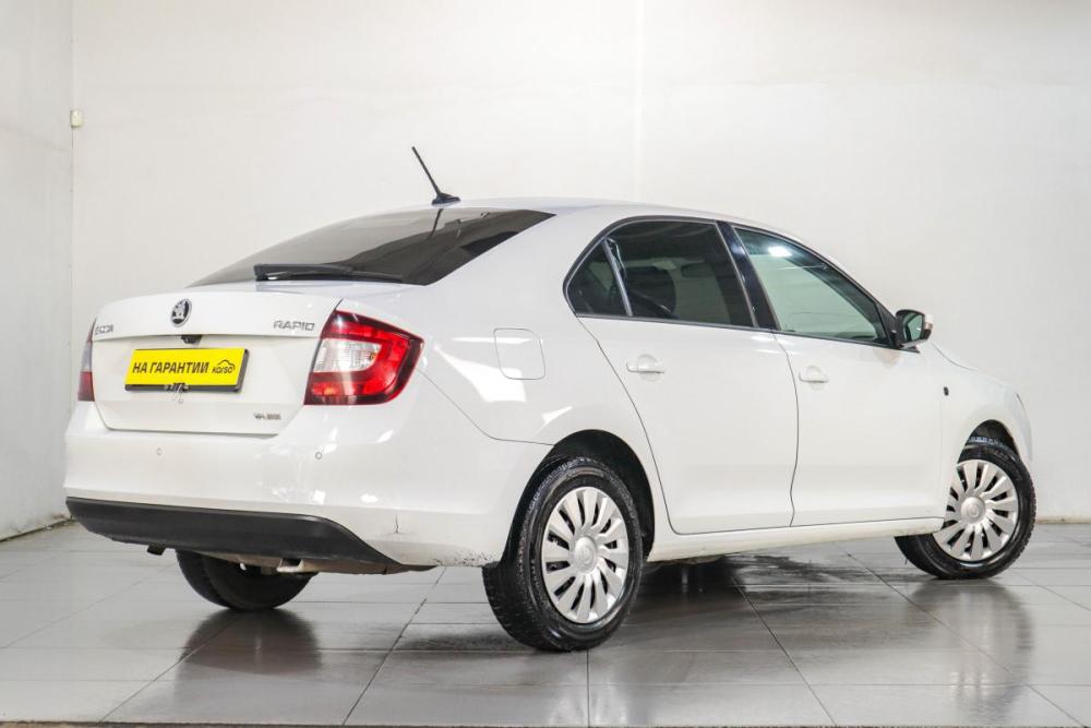 Skoda Rapid I Рестайлинг Челябинск  - изображение 7