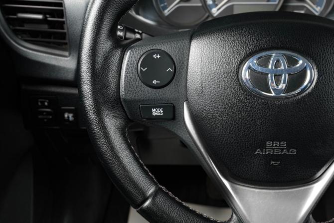 Toyota Corolla XI (E160 E170 E180) с пробегом 2013 года, цена 1 229 000 рублей, 150000 км, седан, Автокод Объявления