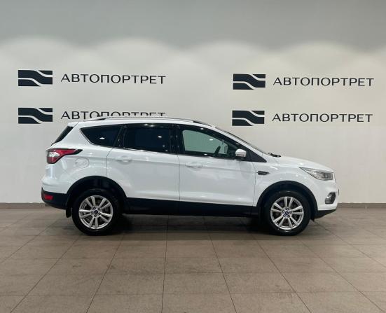 Ford Kuga II Рестайлинг с пробегом 2018 года, цена 1 699 000 рублей, 126832 км, внедорожник, Автокод Объявления