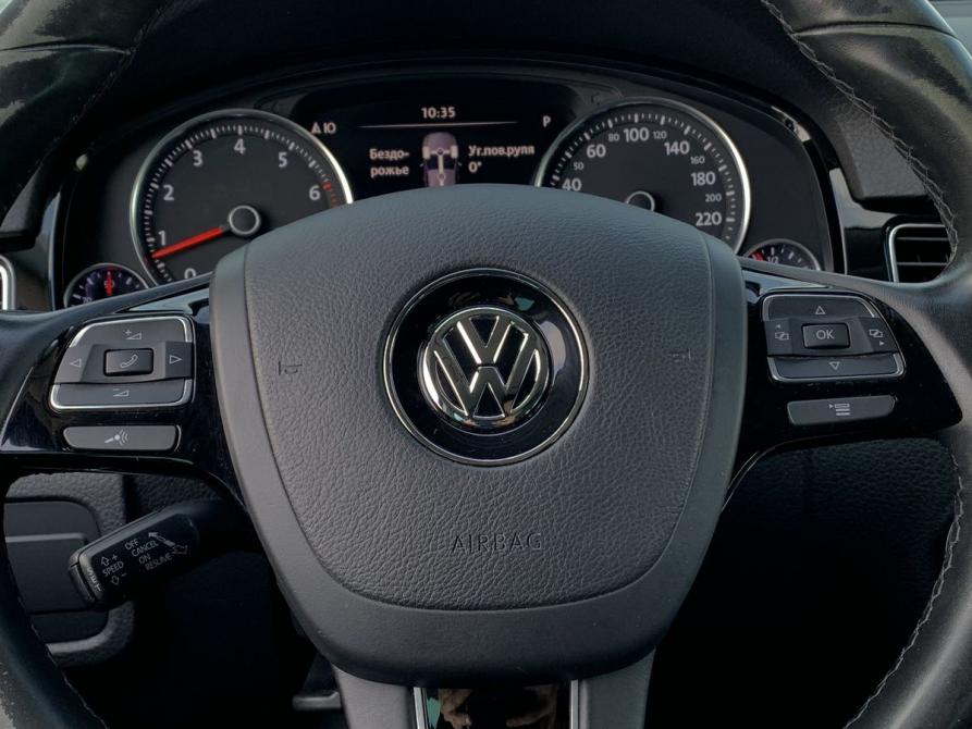 Volkswagen Touareg II Рестайлинг Москва  - изображение 19