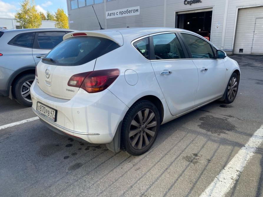 Opel Astra J Рестайлинг Санкт-Петербург  - изображение 4