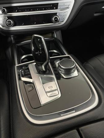 BMW 7 серии VI (G11/G12) с пробегом 2017 года, цена 2 206 000 рублей, 357762 км, седан, Автокод Объявления