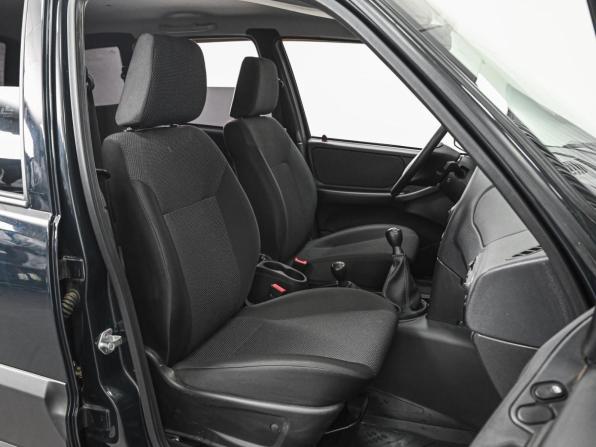 Lada (ВАЗ) Niva Travel I с пробегом 2024 года, цена 1 053 000 рублей, 4317 км, внедорожник, Автокод Объявления