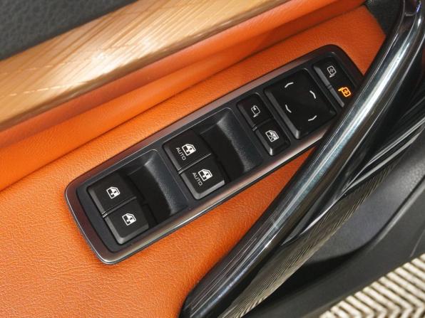Lada (ВАЗ) Vesta I Рестайлинг (NG) с пробегом 2024 года, цена 1 635 000 рублей, 17797 км, универсал, Автокод Объявления