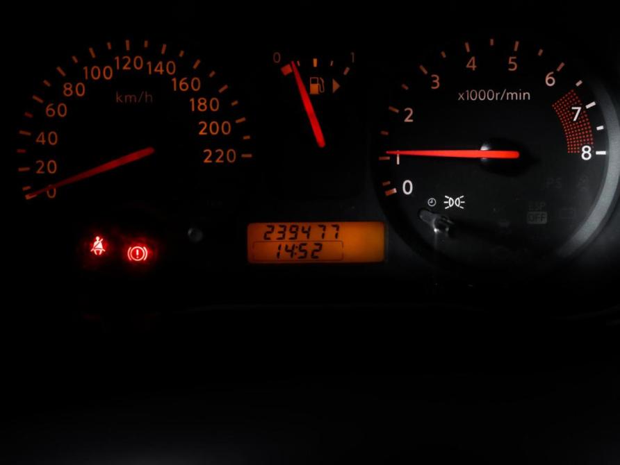 Nissan Note I Москва  - изображение 11