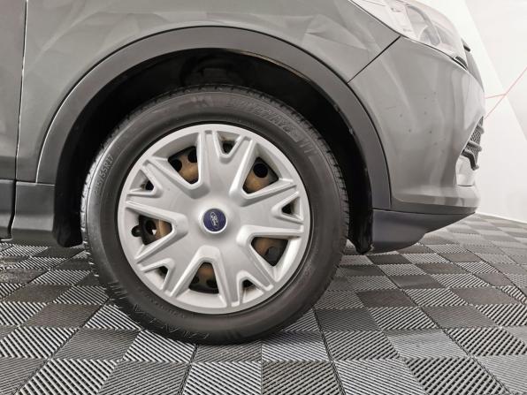 Ford Kuga II с пробегом 2016 года, цена 1 035 000 рублей, 280159 км, внедорожник, Автокод Объявления