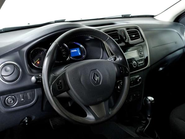 Renault Sandero II с пробегом 2018 года, цена 898 000 рублей, 170204 км, хэтчбек, Автокод Объявления