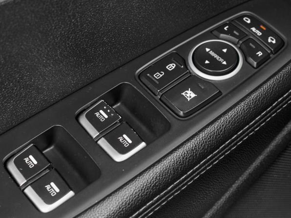 Kia Sorento III Prime Рестайлинг с пробегом 2018 года, цена 2 590 000 рублей, 160810 км, внедорожник, Автокод Объявления