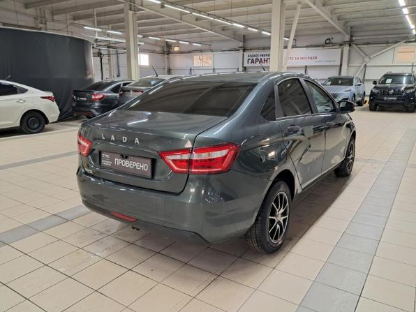 Lada (ВАЗ) Vesta I с пробегом 2017 года, цена 819 000 рублей, 68121 км, седан, Автокод Объявления