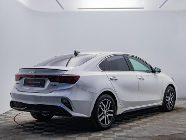 Kia Cerato IV Рестайлинг с пробегом 2021 года, цена 2 454 000 рублей, 52000 км, седан, Автокод Объявления