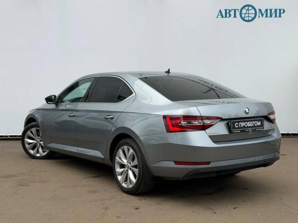 Skoda Superb III с пробегом 2019 года, цена 2 510 000 рублей, 50490 км, лифтбек, Автокод Объявления