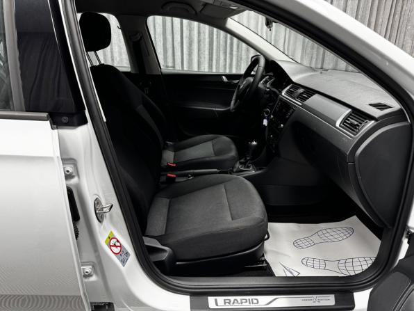 Skoda Rapid I Рестайлинг с пробегом 2018 года, цена 1 390 000 рублей, 134581 км, лифтбек, Автокод Объявления