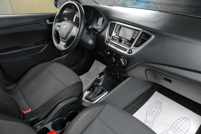 Hyundai Solaris II Рестайлинг с пробегом 2021 года, цена 1 459 000 рублей, 116746 км, седан, Автокод Объявления