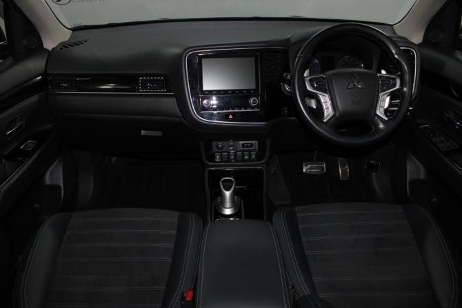 Mitsubishi Outlander III Рестайлинг 3 с пробегом 2019 года, цена 2 990 000 рублей, 90728 км, внедорожник, Автокод Объявления