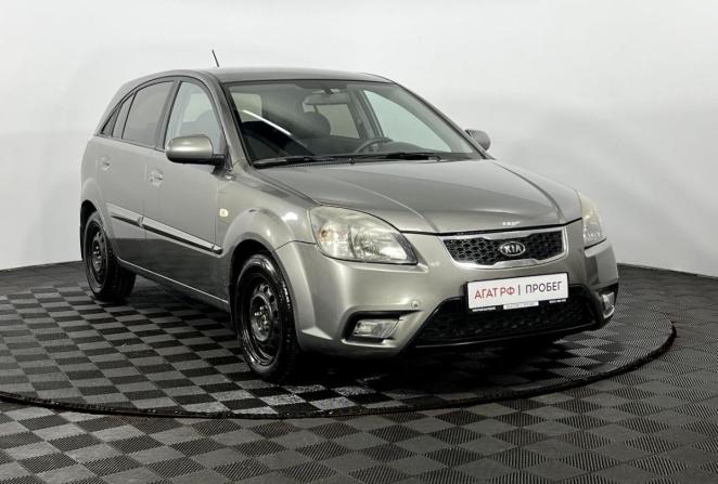 Kia Rio II Рестайлинг с пробегом 2010 года, цена 670 000 рублей, 86288 км, хэтчбек, Автокод Объявления