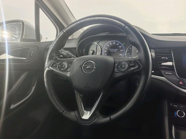 Opel Astra K Рестайлинг с пробегом 2020 года, цена 1 430 000 рублей, 151756 км, универсал, Автокод Объявления
