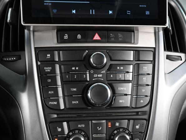 Opel Astra J Рестайлинг с пробегом 2013 года, цена 999 000 рублей, 146626 км, хэтчбек, Автокод Объявления