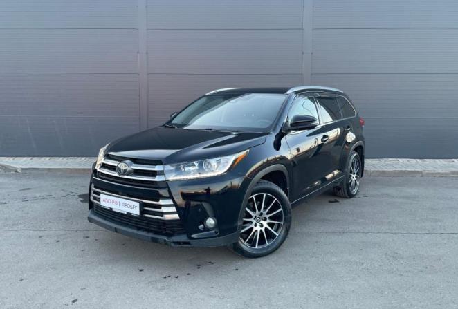 Toyota Highlander III (XU50) Рестайлинг с пробегом 2019 года, цена 3 705 000 рублей, 200583 км, внедорожник, Автокод Объявления