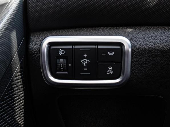 Hyundai Creta I с пробегом 2016 года, цена 1 620 000 рублей, 145806 км, внедорожник, Автокод Объявления