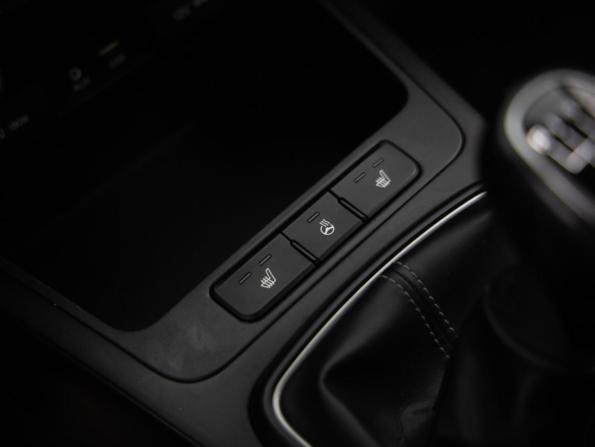 Kia Rio IV с пробегом 2018 года, цена 1 069 000 рублей, 137948 км, седан, Автокод Объявления
