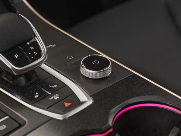 Omoda C5 I с пробегом 2023 года, цена 1 649 000 рублей, 41800 км, внедорожник, Автокод Объявления