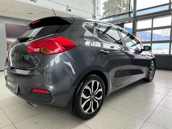 Kia Ceed II с пробегом 2013 года, цена 1 129 000 рублей, 157251 км, хэтчбек, Автокод Объявления